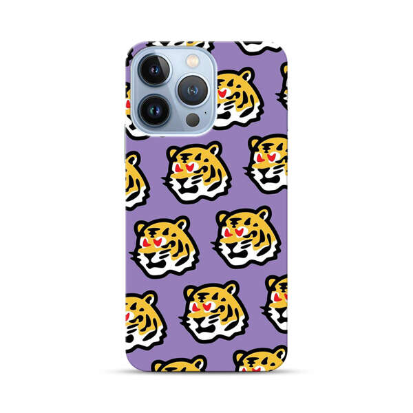 Cute Tiger with Heart Eyes Pattern iPhone 13 Pro Hard Case
