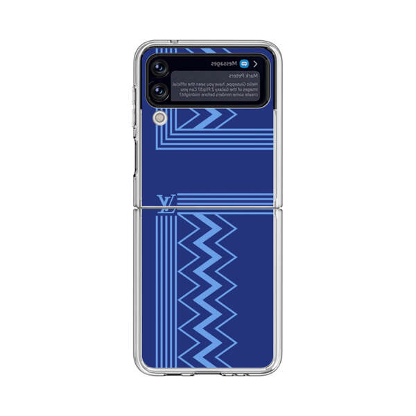 Stylish Geometric Zigzag Pattern in Blue Samsung Galaxy Z Flip 4 Case