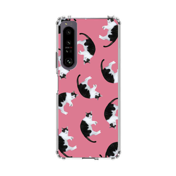 Black and White Cats Pattern on Pink Background Sony Xperia 1 IV Case